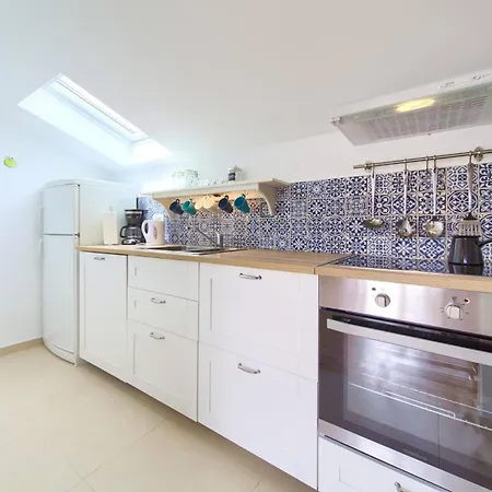 Casa de hóspedes Nana - 3*